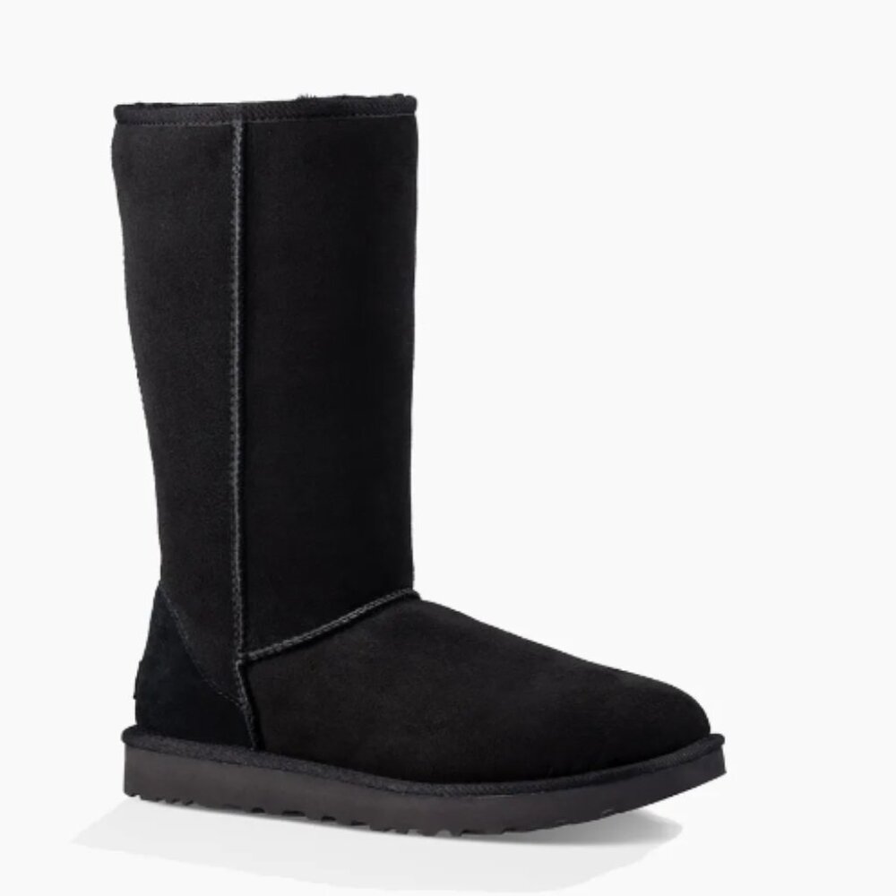 Ugg Australian Women's Classic Boot in Black